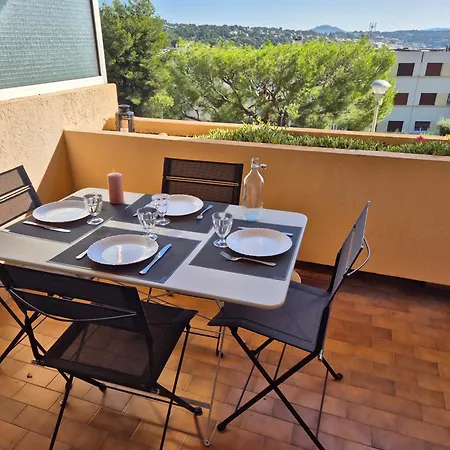 T2 Vue Dans Calme / T2 Sea View In A Quiet דירה